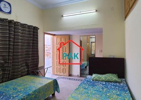 AC rooms available for girls in g-11 islamabad - 1/8