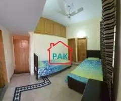 AC rooms available for girls in g-11 islamabad - 2