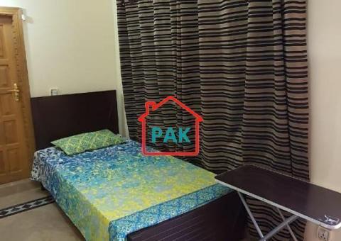 AC rooms available for girls in g-11 islamabad - 3/8