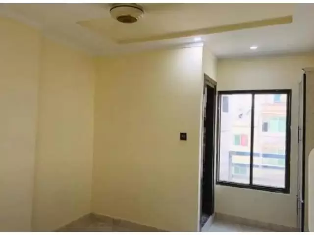 Apartment Available For Rent in Soan Garden Islamabad - 6/10