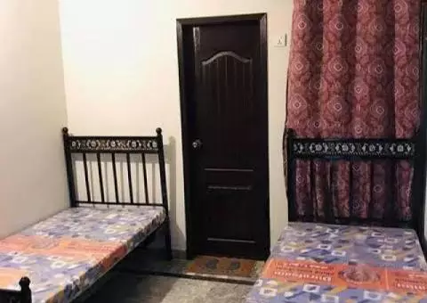 Al Hamra Girls Hostel Located in F10-2 Islamabad