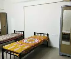 Pak Home Hostel near to Forman Christian College University (FCCU) in Lahore - 1