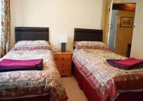 Pak Home Hostels near to Roots International Schools in Rawalpindi