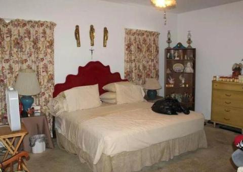 room available near to H-8 in Islamabad