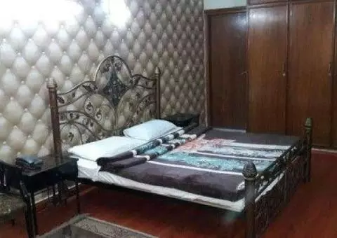 room available near to Islamabad Club in Islamabad