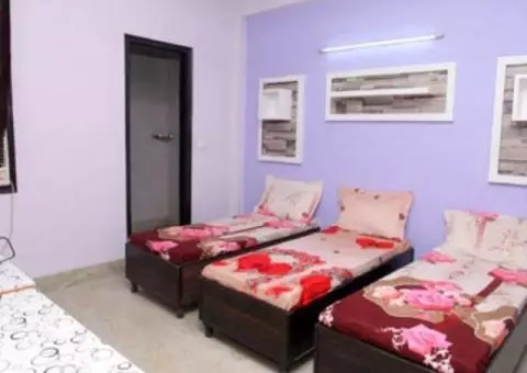 Girls hostel near to National College of Business Administration and Economics (NCBA&E) Johar To