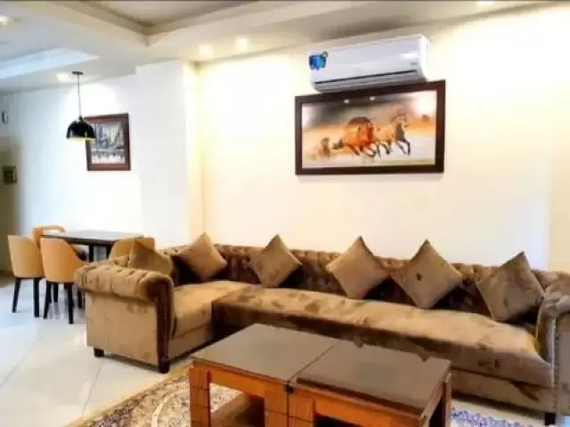 Luxurious 2-Bedroom Apartment in The Grande Phase 4 Bahria Town - 5/7