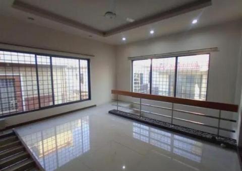 Like Brand New 3 Beds Independent Luxury House For Rent In F7 - 3/3