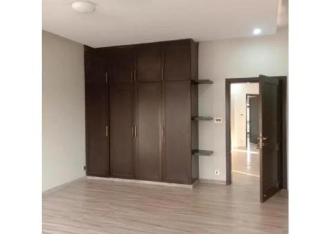 Bahria town phase 8, 10 Marla triple story house, 7 bed with attached - 2/6