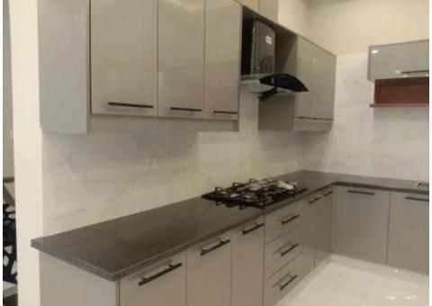 Bahria town phase 8, 10 Marla triple story house, 7 bed with attached - 5/6