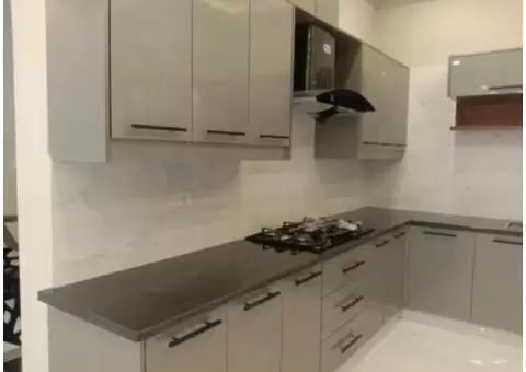 Bahria town phase 8, 10 Marla triple story house, 7 bed with attached - 5/6