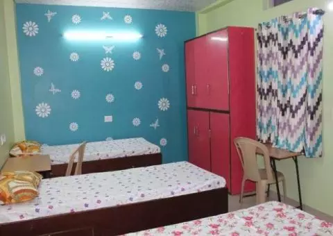 Hostel in Faisalabad for Girls near Government College of Technology (GCT)