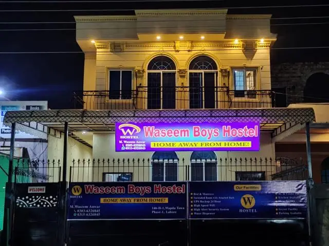Waseem Boys Hostel in Wapda town - 4/18