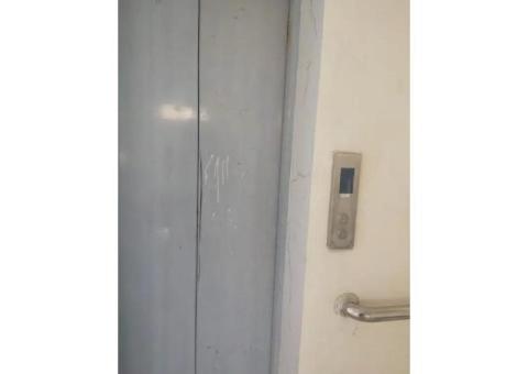 1st Floor In Brand New Plaza (office) Available For Rent - 3/5