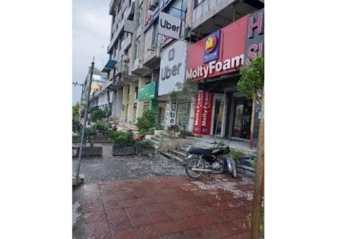 Blue area shop garanud floor jinnah avenue prime location
