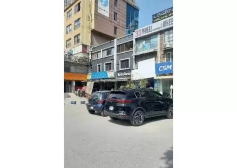 Blue area shop garanud floor for Rent prime location