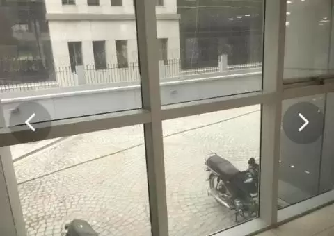 fully fortified  building huge parking - 6/12