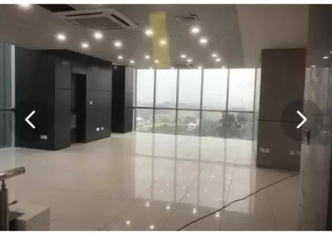 fully fortified  building huge parking - 11/12