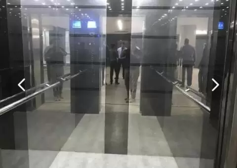 fully fortified  building huge parking - 12/12