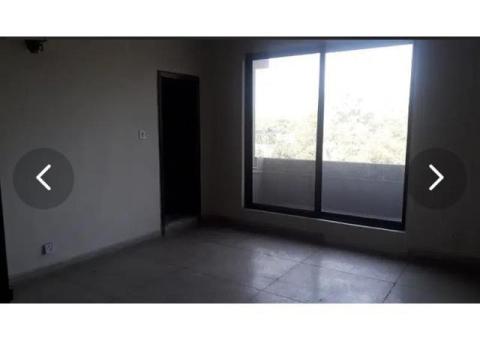 executive office at G-8 islamabad - 3/6