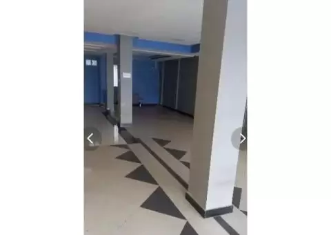 blue area two shops garanud floor prime location big parking - 2/3