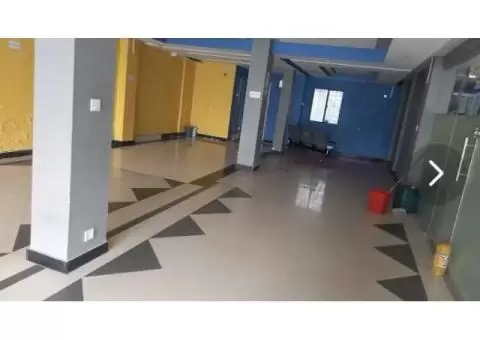 blue area two shops garanud floor prime location big parking - 3/3