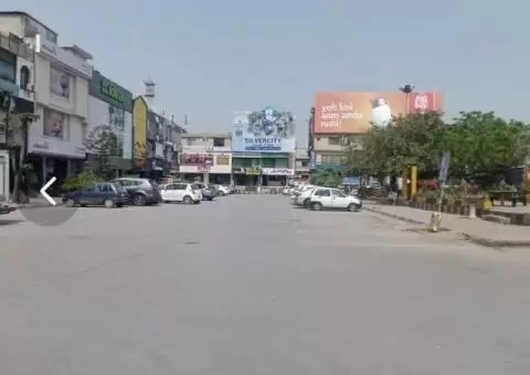 1400 sqft space for rent in F-10 markaz - 1/3