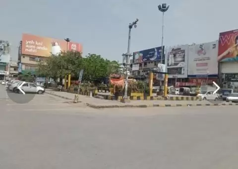 1400 sqft space for rent in F-10 markaz - 2/3