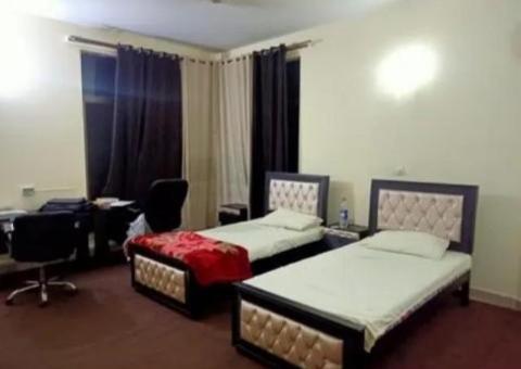 Boys Hostel for Rent - 2/5