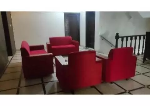 Girls Hostels in G-10 and G-9 best location at Main - 4/5
