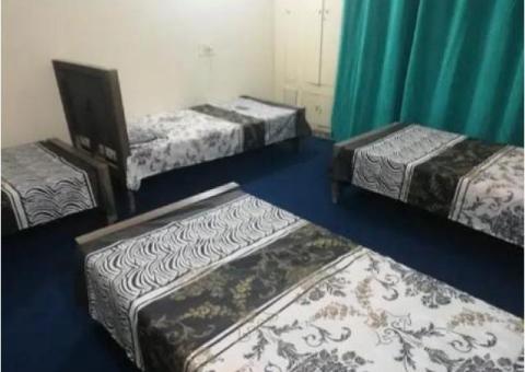 BOYS Hostel - 4/7