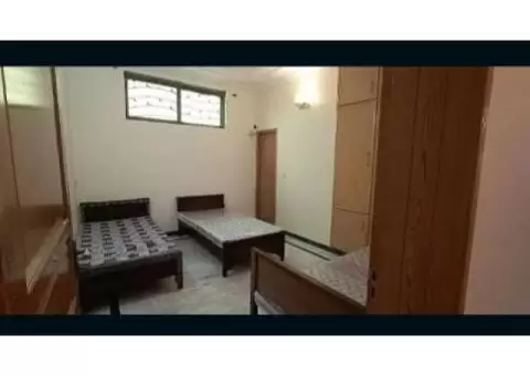 Fully furnished Girls Hostel I-8 - 2/4