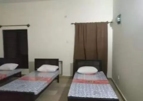 Pwd Girls Hostel For Jobians and Students best location pwd islamabad - 1/5