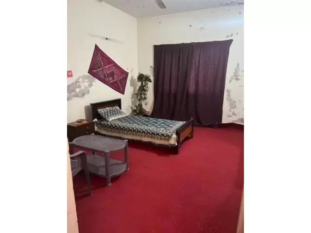 Furnished Room is available for paying guest - 1/4