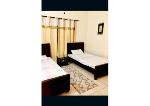 Arfa Girls Hostel Bahria Town Phase8 - 2/3