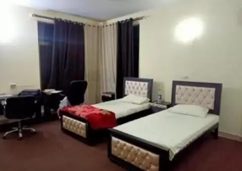 Boys Hostel - 1/5