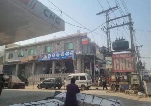 rooms and shop for rent