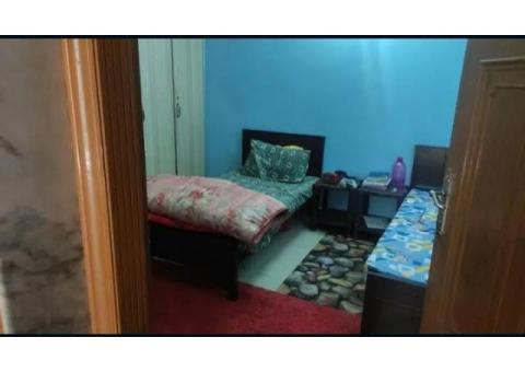 Girls Hostels in G-10 and G-9 best location at Main - 2/3