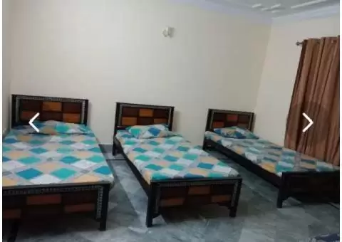 Falah Girls Hostel G11 Seats available - 2/4