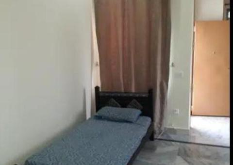 PineWood Girls Hostels - 2/3