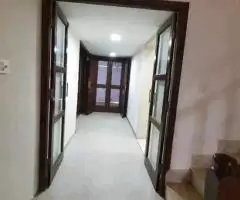 house for rent in f8 islamabad - 1