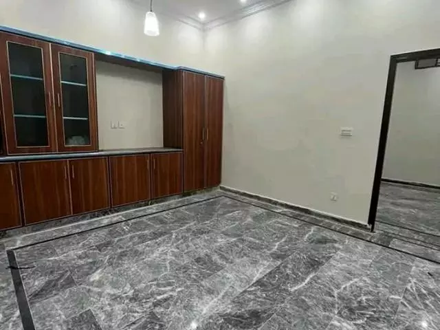 house for rent in lawyer colony gulzar e quaid - 3/4
