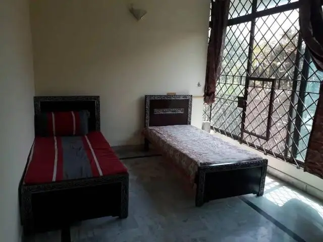 Islamabad girls hostel in G6 near to ufone tower - 1/1