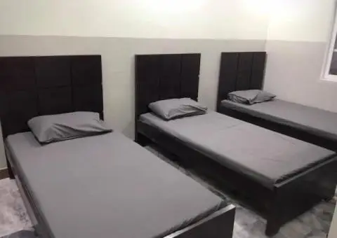 9H Girls Hostel - 4/13
