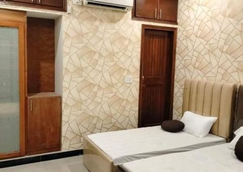 Best vip girls Hostel available in G6-3 Islamabad - 1/4