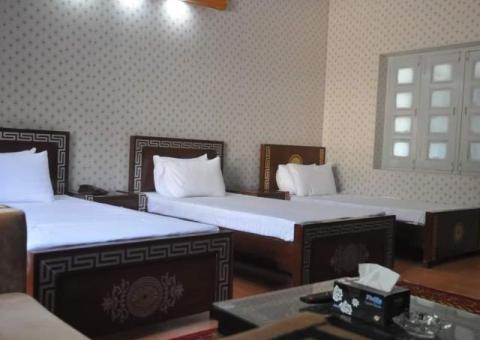 Laiba girls hostel  islamabad - 2/8