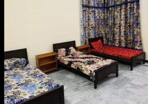 GIRLS HOSTEL,situated in g-11/4 - 4/13