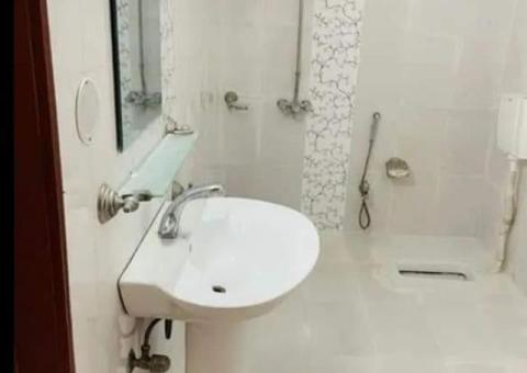 GIRLS HOSTEL,situated in g-11/4 - 5/13