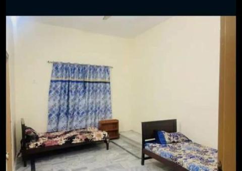 GIRLS HOSTEL,situated in g-11/4 - 10/13