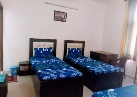 Yumna girls hostel Islamabad i8/4 - 2/4